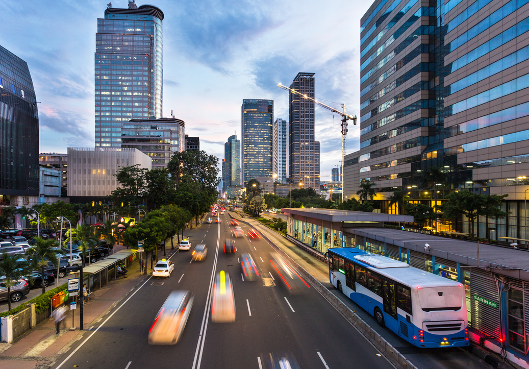 Swap Battery dan Perekonomian Indonesia: Peluang Besar untuk Pertumbuhan dan Kemajuan, Mobil listrik Indonesia, Sistem pertukaran baterai mobil listrik, Dampak swap battery pada ekonomi Indonesia, Industri baterai mobil listrik di Indonesia, Keuntungan kendaraan listrik bagi perekonomian, Pengembangan swap battery di Indonesia, Efisiensi energi mobil listrik, Penghematan devisa melalui swap battery, Potensi industri swap battery di Indonesia, Dampak kendaraan listrik pada sektor ekonomi, Peluang investasi sektor swap battery, Teknologi swap battery untuk mobil listrik, Swap battery untuk transportasi umum, Industri nikel dan kobalt di Indonesia, Sistem pertukaran baterai kendaraan listrik, Baterai EV dan pemeliharaan kendaraan listrik, Pertumbuhan ekonomi Indonesia lewat kendaraan listrik, Efisiensi biaya dengan swap battery
